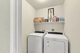 329 Bonnet Blvd, Georgetown, TX 78628 - Photo 14