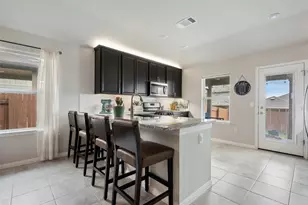 13109 Brave Tenderfoot Trl, Buda, TX 78610 - Photo 12