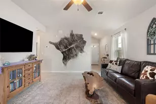 13109 Brave Tenderfoot Trl, Buda, TX 78610 - Photo 6