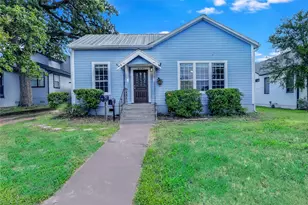 609 W 35th St, Austin, TX 78705 - Photo 1