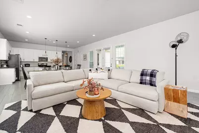 7912 Catbird Lane, Austin, TX 78744 - Photo 4