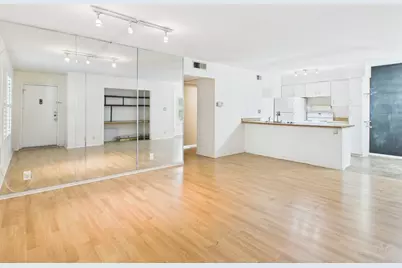 910 Duncan Lane #26, Austin, TX 78705 - Photo 4