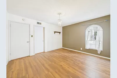 910 Duncan Lane #26, Austin, TX 78705 - Photo 8