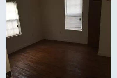 1100 Chihuahua Street, Lockhart, TX 78644 - Photo 6