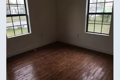1100 Chihuahua Street, Lockhart, TX 78644 - Photo 4