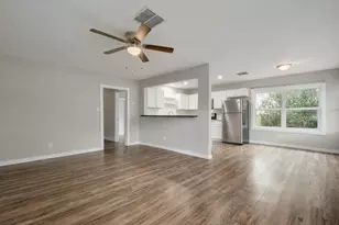 6301 Arnold Dr, Austin, TX 78723 - Photo 4