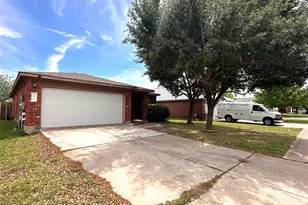 202 Lucky Clover Ln, Hutto, TX 78634 - Photo 2