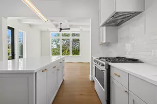 1410 Perez St, Austin, TX 78721 - Photo 8
