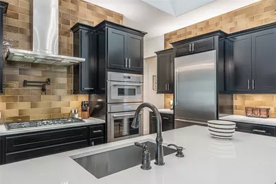 101 Belforte Boulevard, Horseshoe Bay, TX 78657 - Photo 10