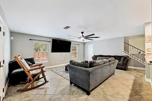 104 N Sumac Ln, Georgetown, TX 78633 - Photo 10
