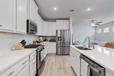 5310 Mulberry Grove Lane, Austin, TX 78723 - Photo 12