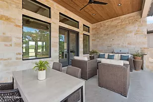 209 Burnet Oaks Dr, Burnet, TX 78611 - Photo 38