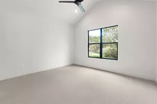 209 Burnet Oaks Dr, Burnet, TX 78611 - Photo 26