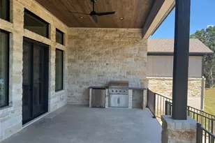209 Burnet Oaks Dr, Burnet, TX 78611 - Photo 38