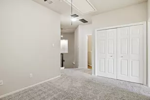 1310 W Parmer Ln, Austin, TX 78727 - Photo 18