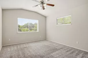 1310 W Parmer Ln, Austin, TX 78727 - Photo 22