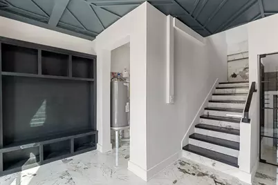 8610 Grandview Drive, Jonestown, TX 78645 - Photo 10