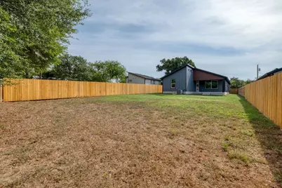 202 Washington Street, Elgin, TX 78621 - Photo 26