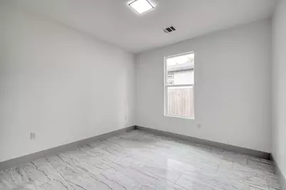 202 Washington Street, Elgin, TX 78621 - Photo 20