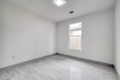 202 Washington Street, Elgin, TX 78621 - Photo 20