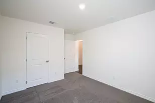 608 Double Vision Rd, Jarrell, TX 76537 - Photo 26