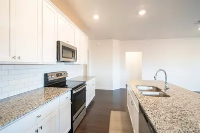 608 Double Vision Road, Jarrell, TX 76537 - Photo 8