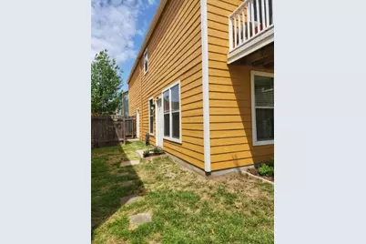 260 Trestle Tree #C, San Marcos, TX 78666 - Photo 2