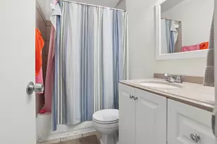 1010 W 23rd St, Austin, TX 78705 - Photo 10