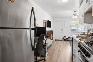 1010 W 23rd St, Austin, TX 78705 - Photo 12