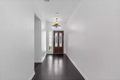 1049 Regency Lane, Round Rock, TX 78665 - Photo 4
