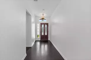 1049 Regency Ln, Round Rock, TX 78665 - Photo 4
