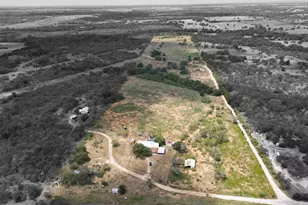 3200 Cattlemens Row, Lockhart, TX 78644 - Photo 6
