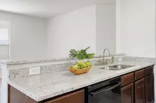 11853 Gaelic Dr, Austin, TX 78754 - Photo 6