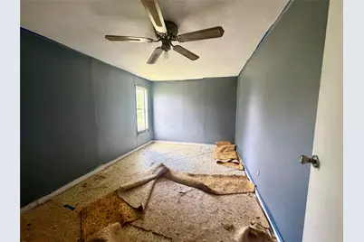 808 W Boundary Street, Giddings, TX 78942 - Photo 8