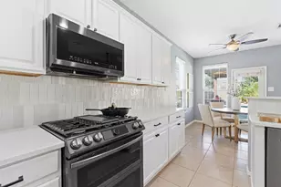 1209 Alpine Mountain Dr, Leander, TX 78641 - Photo 12