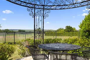 25616 Kahala Sunset Ct, Spicewood, TX 78669 - Photo 34