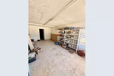 1116 E US Highway 90 Highway #E, Waelder, TX 78959 - Photo 6