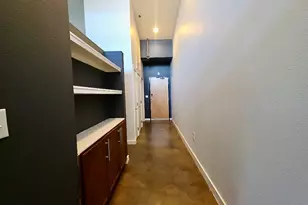 1601 E Cesar Chavez St, Austin, TX 78702 - Photo 2