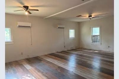 443 W Jackson Street, Bartlett, TX 76511 - Photo 4