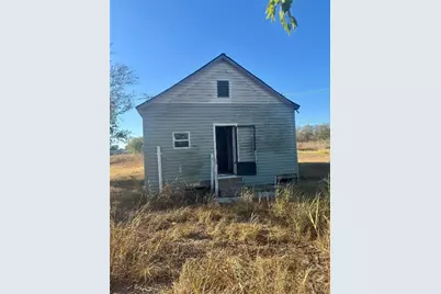 000 S Carter Avenue, Cuero, TX 77994 - Photo 2