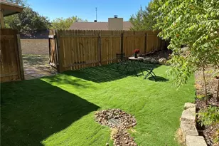 9906 Hundred Oaks Cir, Austin, TX 78750 - Photo 6