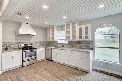 820 Stadium Drive, Georgetown, TX 78626 - Photo 8