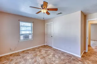 1129 Lonesome Loop, Blanco, TX 78606 - Photo 14