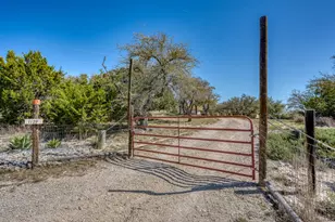 1129 Lonesome Loop, Blanco, TX 78606 - Photo 34