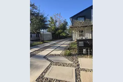 724 Ramsey Avenue, Rockdale, TX 76567 - Photo 1