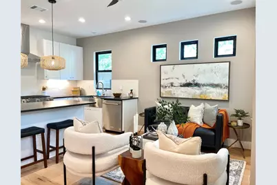 3405 Woodrow Street, Austin, TX 78705 - Photo 2