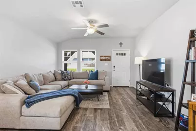 805 Russet Rock Drive, Austin, TX 78652 - Photo 4