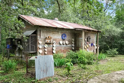 3413 Fm 1185, Lockhart, TX 78644 - Photo 32