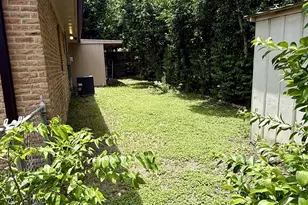800 Otis St, Taylor, TX 76574 - Photo 4