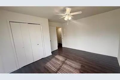 800 Otis Street, Taylor, TX 76574 - Photo 18